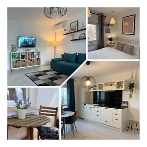  Apartment Evan Cozy Flat With Balcony & Parking, 13 September